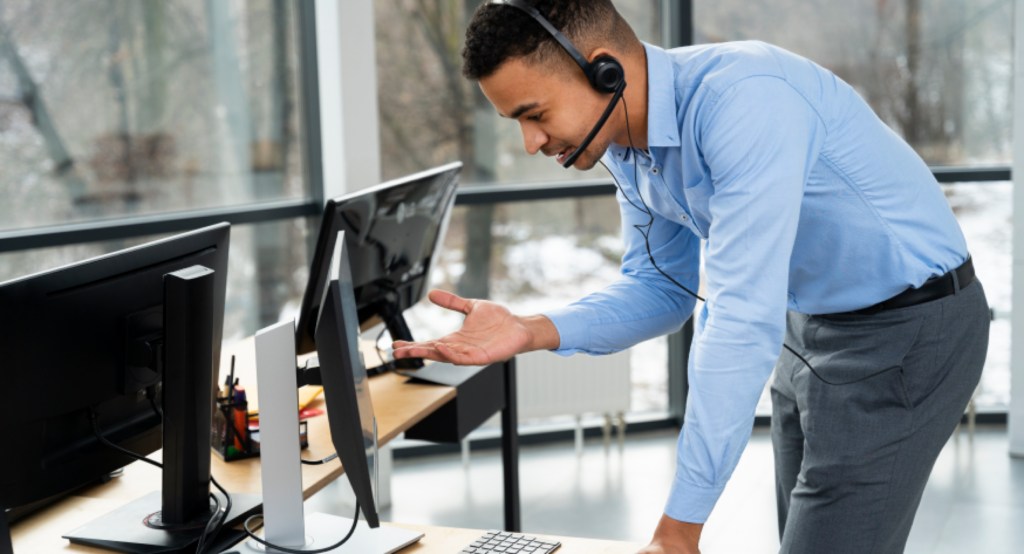 Softngeeks Customer Support – Streamlined customer service solutions with AI-powered assistance, automated ticketing, and real-time communication for enhanced user experience.